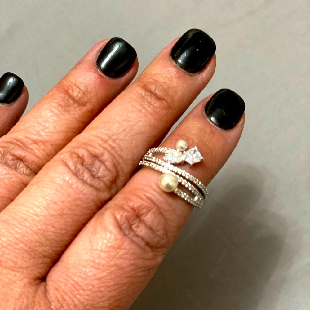 Henri Bendel 2-piece ring - size 7